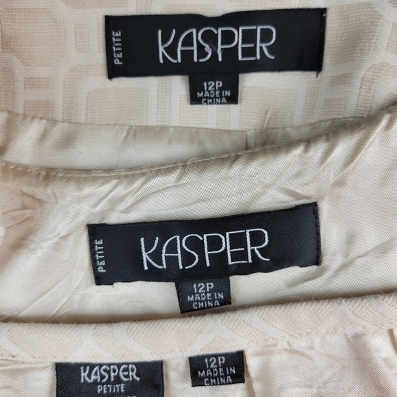 Kasper 3 Piece Skirt Suit Set Size 12P  Open Jacket Slit Bracelet Sleeves Beige - Picture 7 of 9